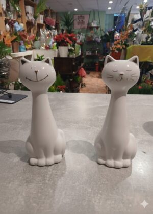Figurine chat blanc